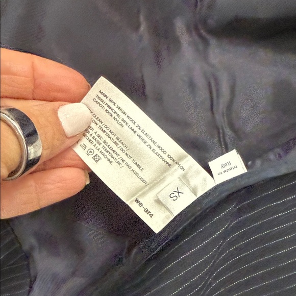 ❄️☀️We-Ar4 Women's Navy Hooded Blazer - Picture 6 of 6